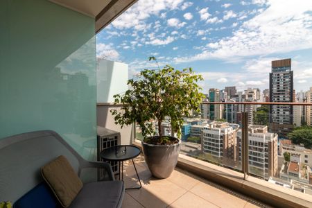 Apartamento à venda com 77m², 1 quarto e 2 vagasVaranda