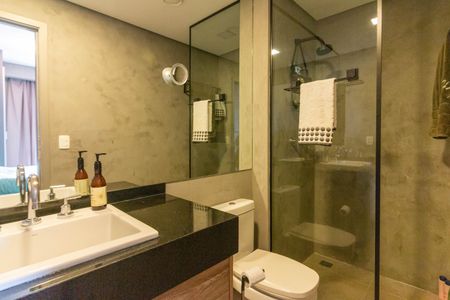 Apartamento à venda com 77m², 1 quarto e 2 vagasBanheiro da Suíte