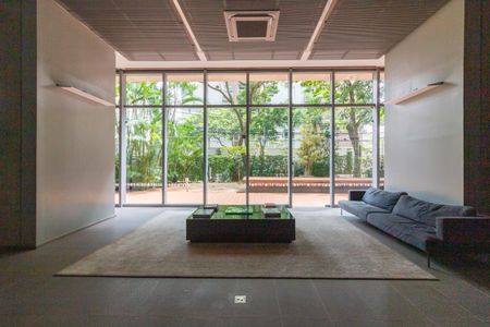 Apartamento à venda com 77m², 1 quarto e 2 vagasHall social