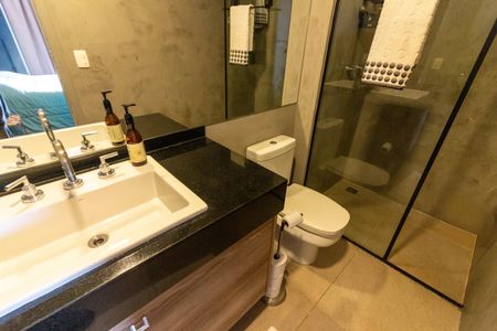 Apartamento à venda com 77m², 1 quarto e 2 vagasBanheiro da Suíte