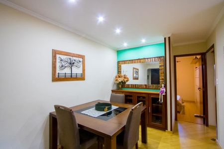 Sala de apartamento à venda com 2 quartos, 75m² em Jardim Bela Vista, Santo André