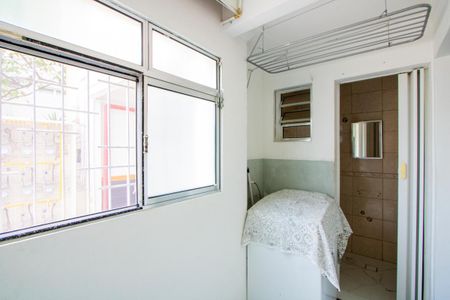 Apartamento à venda com 75m², 2 quartos e 1 vagaÁrea de serviço