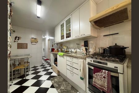 Apartamento à venda com 108m², 3 quartos e 2 vagasCozinha