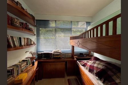 Apartamento à venda com 108m², 3 quartos e 2 vagasQuarto