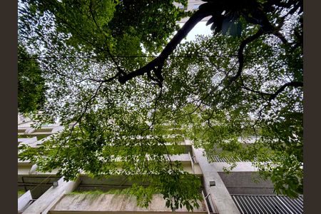 Apartamento à venda com 108m², 3 quartos e 2 vagasFachada - rua fechada por guarita