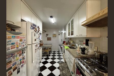 Apartamento à venda com 108m², 3 quartos e 2 vagasCozinha