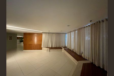 Apartamento à venda com 108m², 3 quartos e 2 vagasPortaria