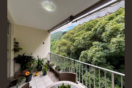 Apartamento à venda com 108m², 3 quartos e 2 vagasVaranda da sala