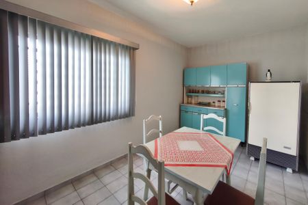 Casa à venda com 231m², 3 quartos e 2 vagas Casa à venda com 231m², 3 quartos e 2 vagasCômodo extra