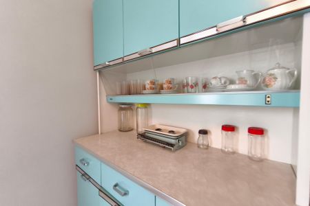 Casa à venda com 231m², 3 quartos e 2 vagas Casa à venda com 231m², 3 quartos e 2 vagasCômodo extra