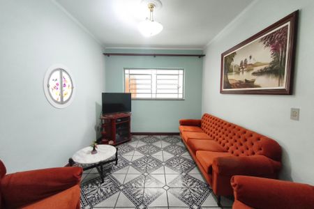 Casa à venda com 231m², 3 quartos e 2 vagas Casa à venda com 231m², 3 quartos e 2 vagasSala de TV