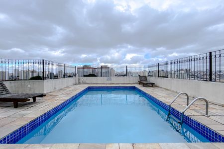 Apartamento para alugar com 42m², 1 quarto e 1 vagaÁrea comum - Piscina