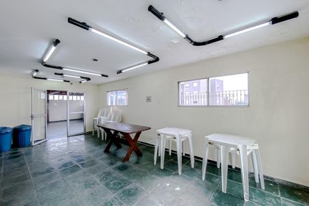 Apartamento para alugar com 42m², 1 quarto e 1 vagaÁrea comum - Salão de festas