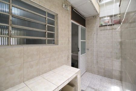 Casa de condomínio à venda com 79m², 2 quartos e 1 vagaÁrea de Serviço