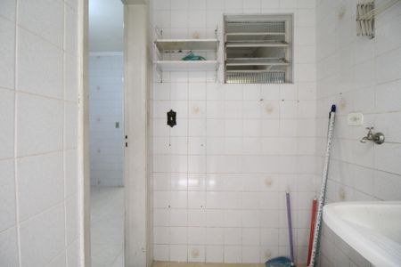 Casa de condomínio à venda com 79m², 2 quartos e 1 vagaÁrea de Serviço