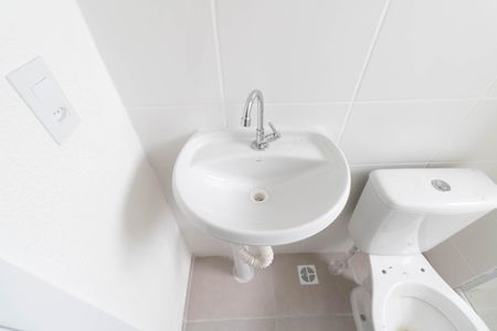 Apartamento para alugar com 44m², 2 quartos e 1 vaga Apartamento para alugar com 44m², 2 quartos e 1 vagaBanheiro