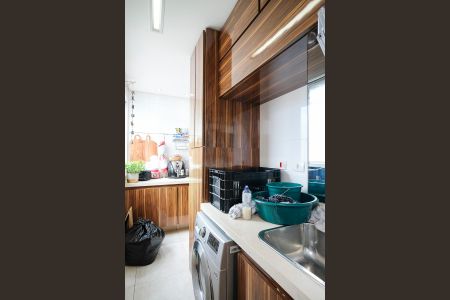 Apartamento à venda com 142m², 3 quartos e 1 vagaÁrea de serviço