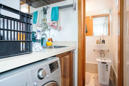 Apartamento à venda com 142m², 3 quartos e 1 vagaÁrea de serviço