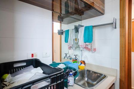 Apartamento à venda com 142m², 3 quartos e 1 vagaÁrea de serviço