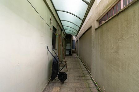 Casa à venda com 464m², 8 quartos e 5 vagas Casa à venda com 464m², 8 quartos e 5 vagasQuintal