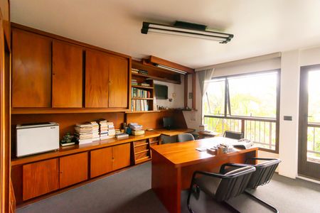 Casa à venda com 464m², 8 quartos e 5 vagas Casa à venda com 464m², 8 quartos e 5 vagasSuíte 2