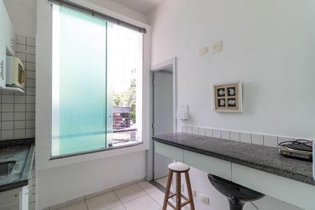 Sala/Cozinha de kitnet/studio para alugar com 1 quarto, 25m² em Perdizes, São Paulo