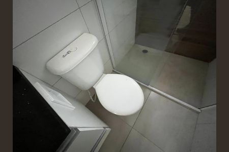 Apartamento para alugar com 38m², 2 quartos e sem vaga Apartamento para alugar com 38m², 2 quartos e sem vagaBanheiro