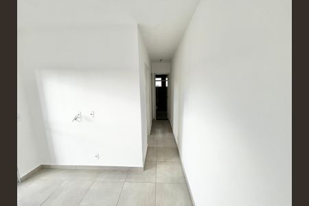Apartamento para alugar com 38m², 2 quartos e sem vaga Apartamento para alugar com 38m², 2 quartos e sem vagaCorredor
