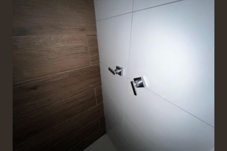 Apartamento para alugar com 38m², 2 quartos e sem vaga Apartamento para alugar com 38m², 2 quartos e sem vagaBanheiro