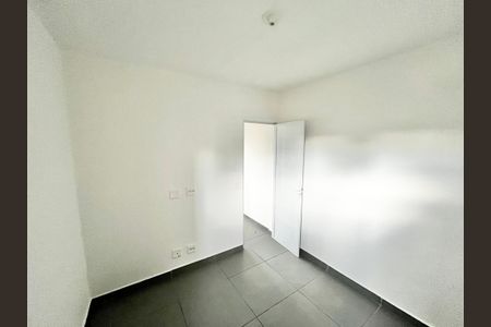 Quarto  de kitnet/studio para alugar com 1 quarto, 28m² em Parque Peruche, São Paulo