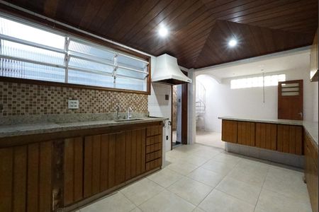 Casa para alugar com 140m², 3 quartos e sem vagaCozinha