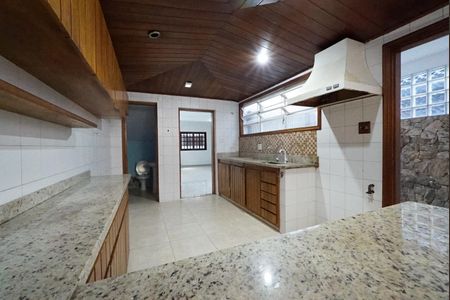 Casa para alugar com 140m², 3 quartos e sem vagaCozinha