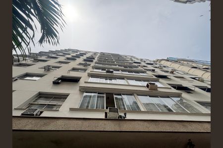 Apartamento para alugar com 68m², 2 quartos e sem vaga Apartamento para alugar com 68m², 2 quartos e sem vagaFachada