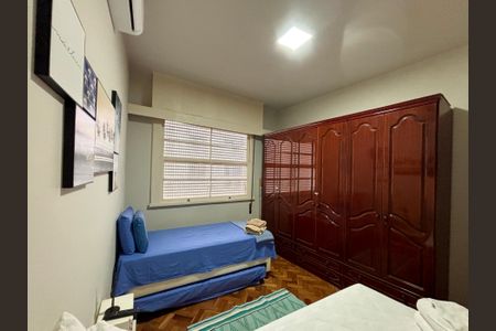 Quarto de apartamento para alugar com 2 quartos, 68m² em Copacabana, Rio de Janeiro