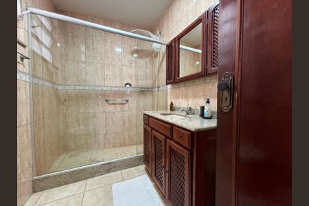 Apartamento para alugar com 68m², 2 quartos e sem vaga Apartamento para alugar com 68m², 2 quartos e sem vagaBanheiro social - corredor de acesso