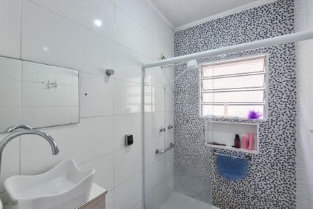 Casa à venda com 180m², 3 quartos e 2 vagasBanheiro Social