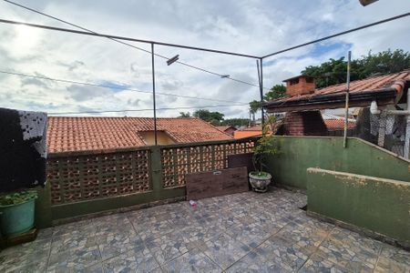 Casa à venda com 180m², 3 quartos e 2 vagasvaranda Quarto 2