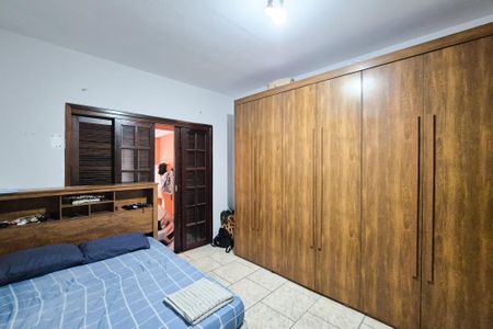 Casa à venda com 180m², 3 quartos e 2 vagasQuarto 1