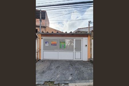 Casa à venda com 180m², 3 quartos e 2 vagasFachada