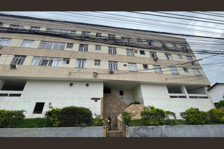 Apartamento para alugar com 90m², 2 quartos e 1 vagaFachada