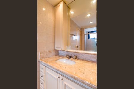 Apartamento à venda com 151m², 4 quartos e 3 vagas