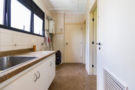 Apartamento à venda com 151m², 4 quartos e 3 vagas