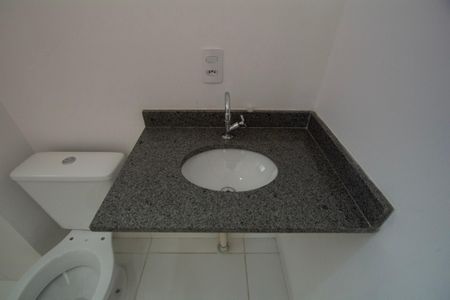 Apartamento para alugar com 45m², 2 quartos e 1 vagaBanheiro 