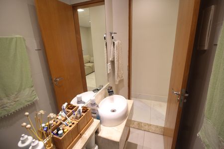 Apartamento à venda com 87m², 2 quartos e 2 vagasBanheiro