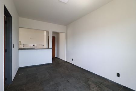 Sala de apartamento para alugar com 1 quarto, 44m² em Centro, Ribeirão Preto
