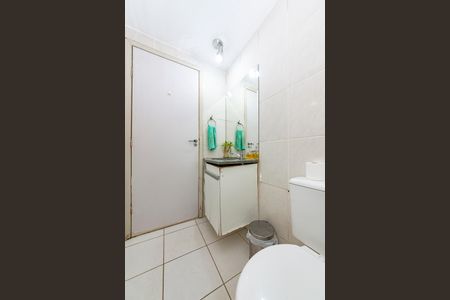 Apartamento à venda com 83m², 4 quartos e 1 vaga Apartamento à venda com 83m², 4 quartos e 1 vagaBanheiro Social