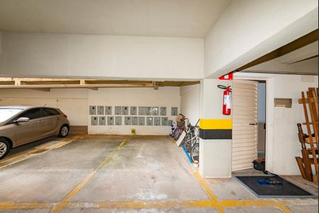 Apartamento à venda com 83m², 4 quartos e 1 vaga Apartamento à venda com 83m², 4 quartos e 1 vagaGaragem