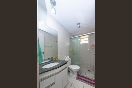 Apartamento à venda com 83m², 4 quartos e 1 vaga Apartamento à venda com 83m², 4 quartos e 1 vagaBanheiro Social