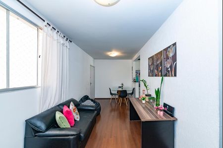 Apartamento à venda com 83m², 4 quartos e 1 vaga Apartamento à venda com 83m², 4 quartos e 1 vagaSala