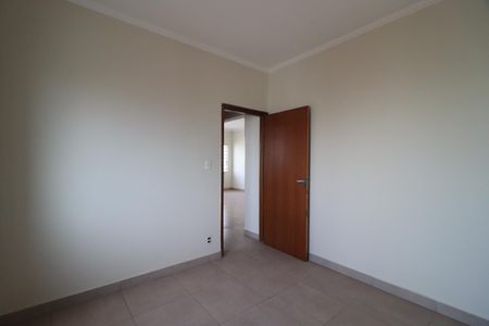 Apartamento para alugar com 82m², 2 quartos e sem vagaQuarto 2